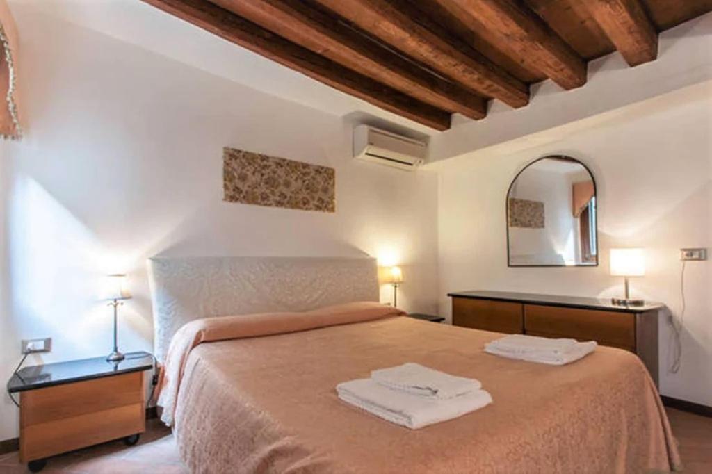 Malu Apartment Venesia Bagian luar foto